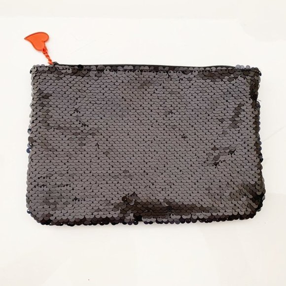 Betty Boop x Ipsy Cosmetic Hand-Bag - Picture 3 of 5